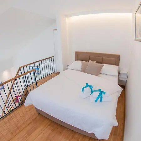 Bazzar Apartments Trogir Exterior photo